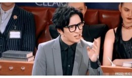 吃瓜直播间进娱乐圈,跨界娱乐圈的奇幻之旅