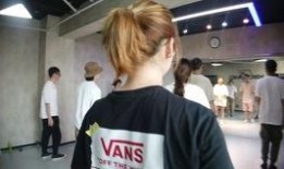 美女爆料行业视频播放在线观看,行业视频在线观看全解析