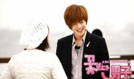 花样男子韩版在线观看,浪漫校园的华丽邂逅